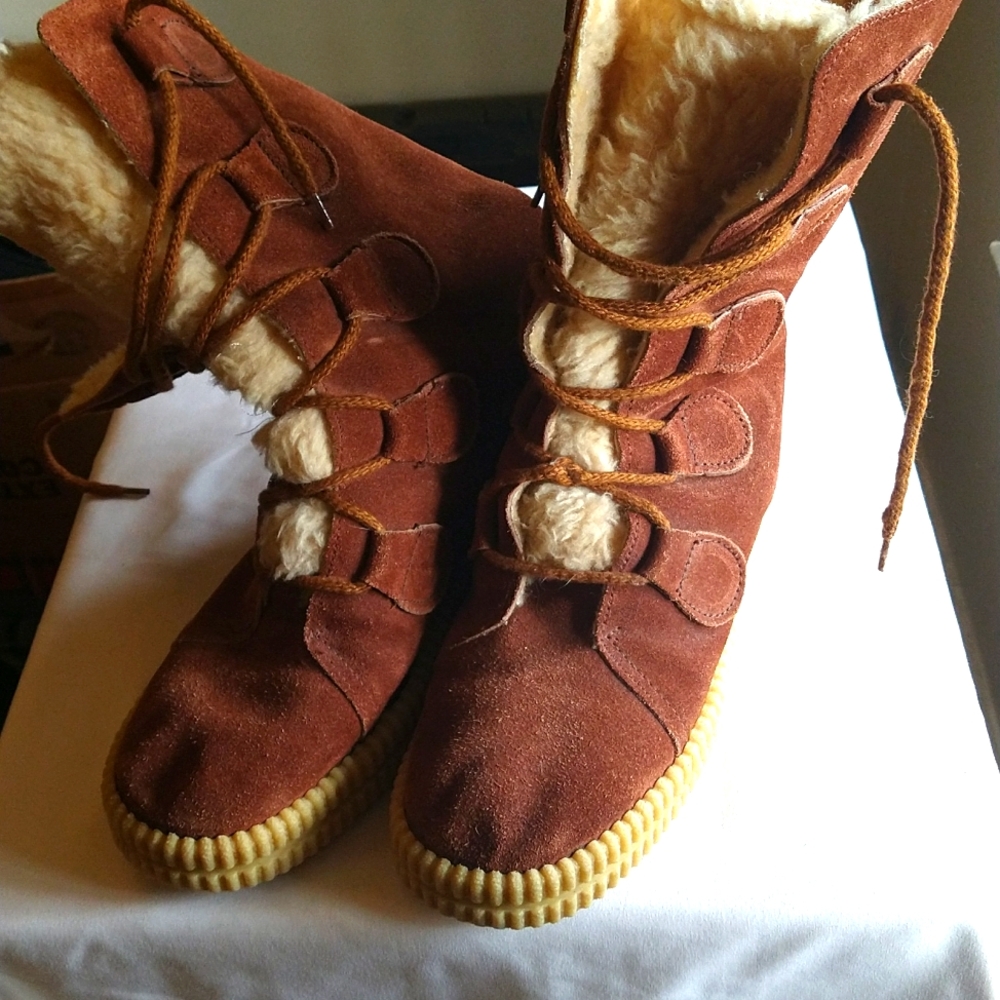 Rust suede Italian shearling 3/4 booties